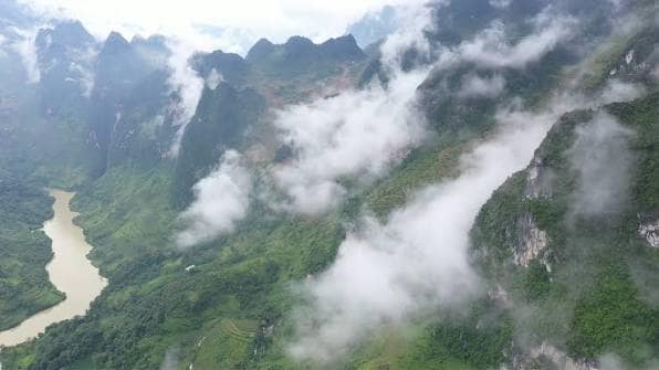SKY PATH DE MÃ PÍ LÈNG